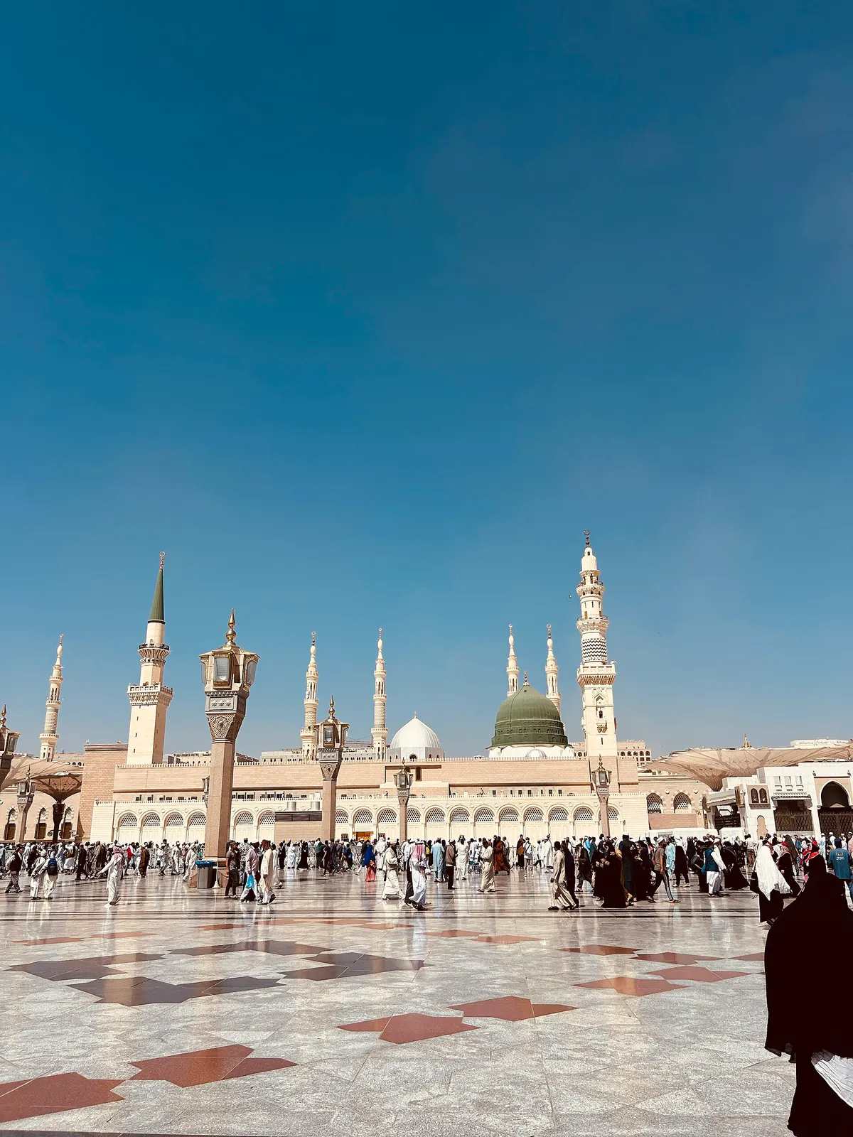 Umroh Akhir Ramadhan 2027: Jadwal, Suasana & Persiapan