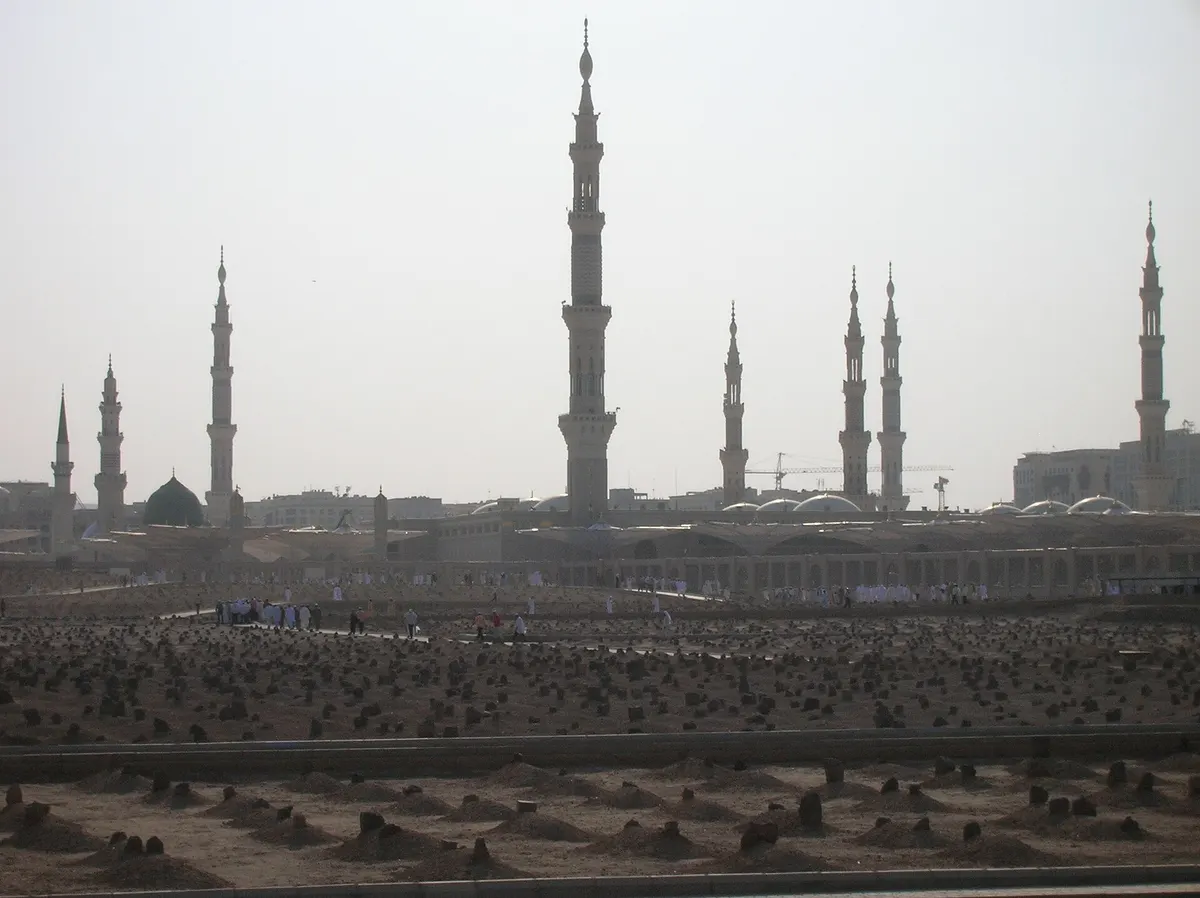 Pahala Umroh Ramadhan: Benarkah Setara Haji? Hadits & Keutamaannya